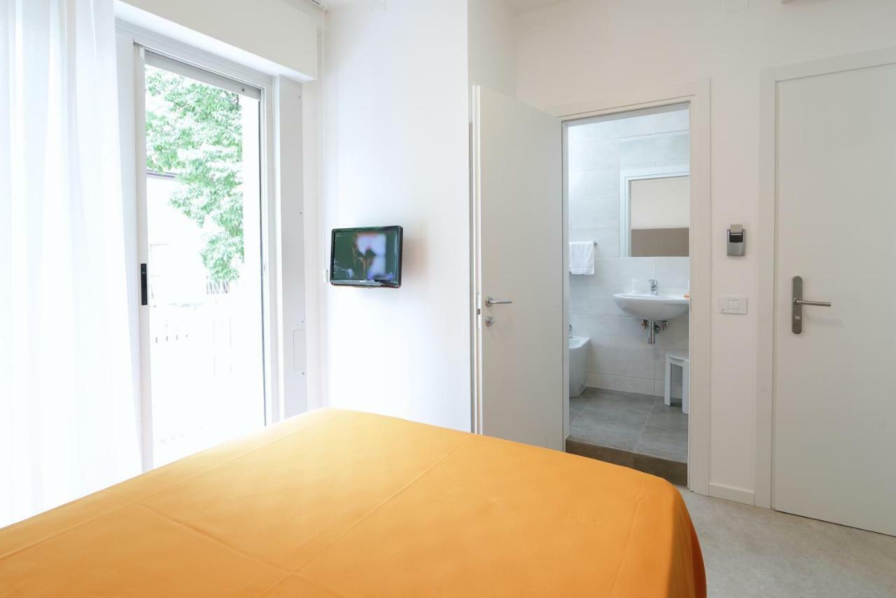 Hotel Simi Lan Lignano Sabbiadoro Extérieur photo